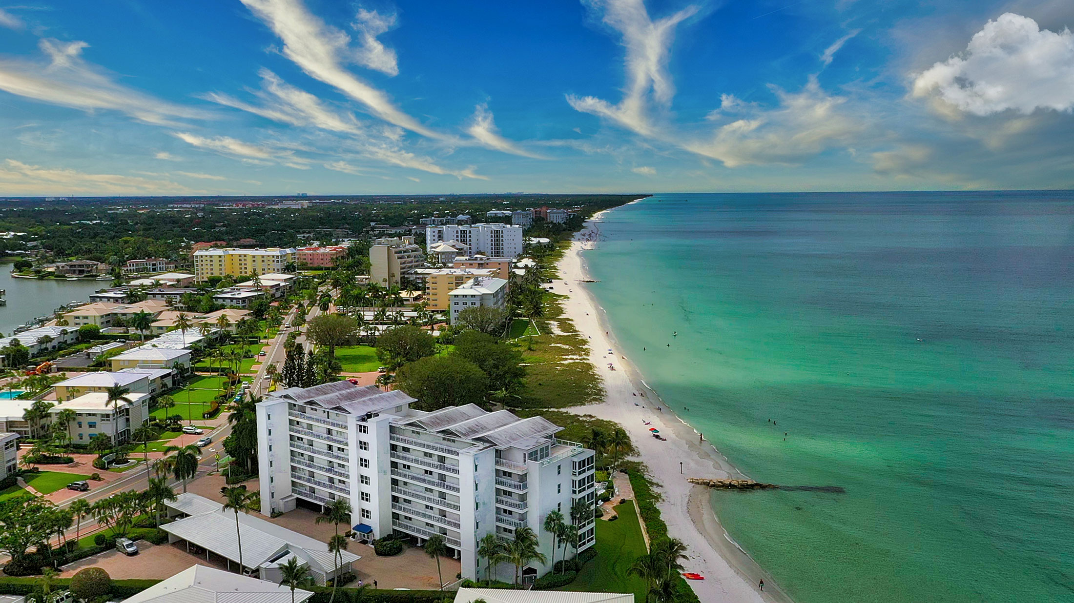 Homes and condominiums in Coquina Sands Naples