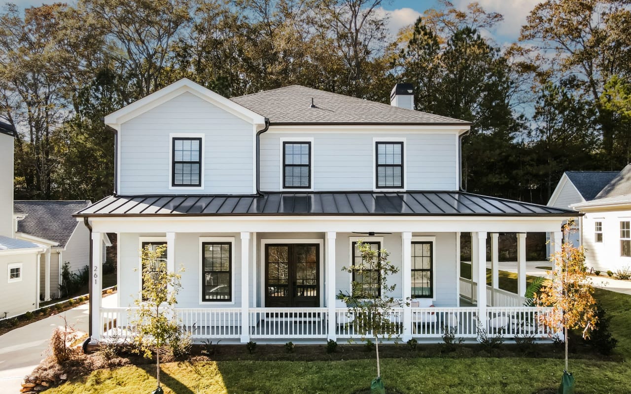 Glenview Luxurious Home, Front View