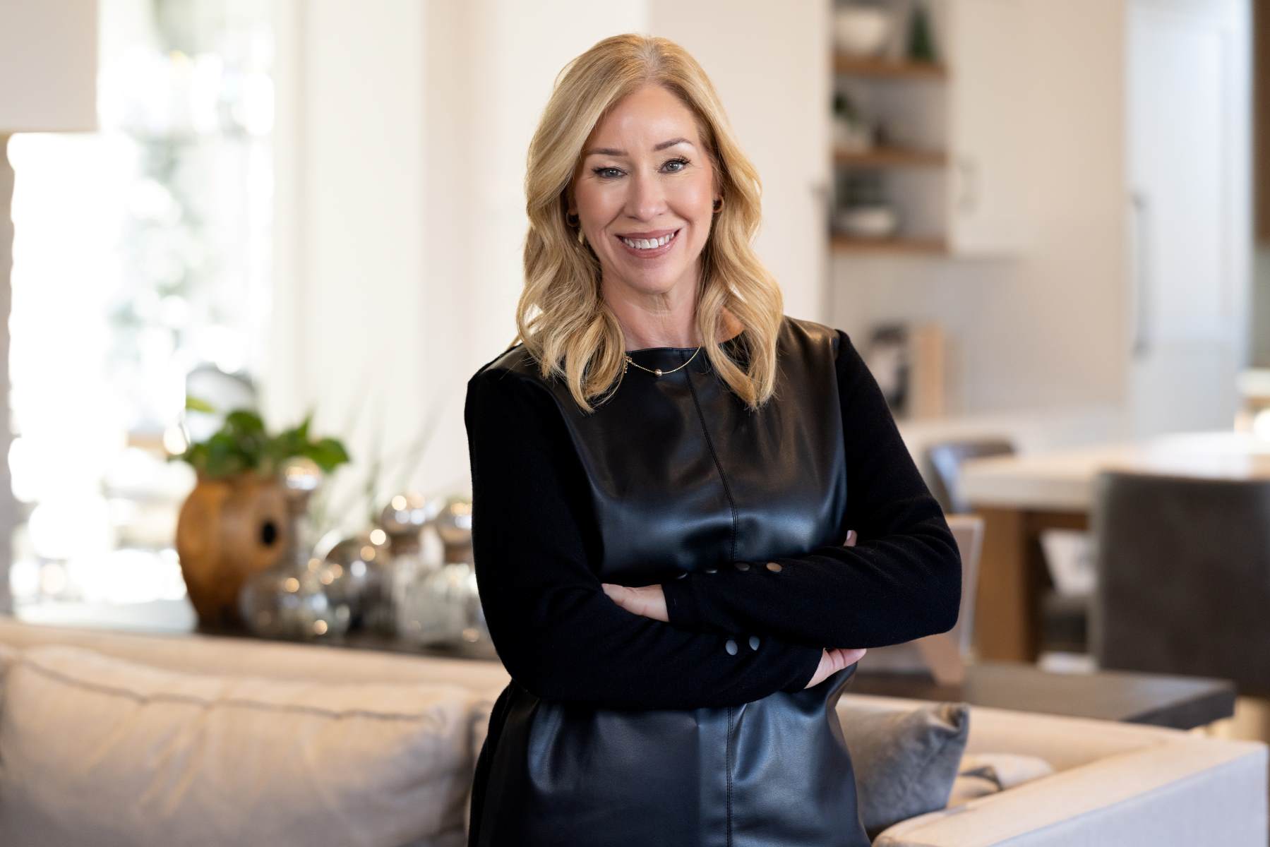 Kim Battles JProctor Group - @properties Christie’s International Real Estate - Real estate agent in Chicago
