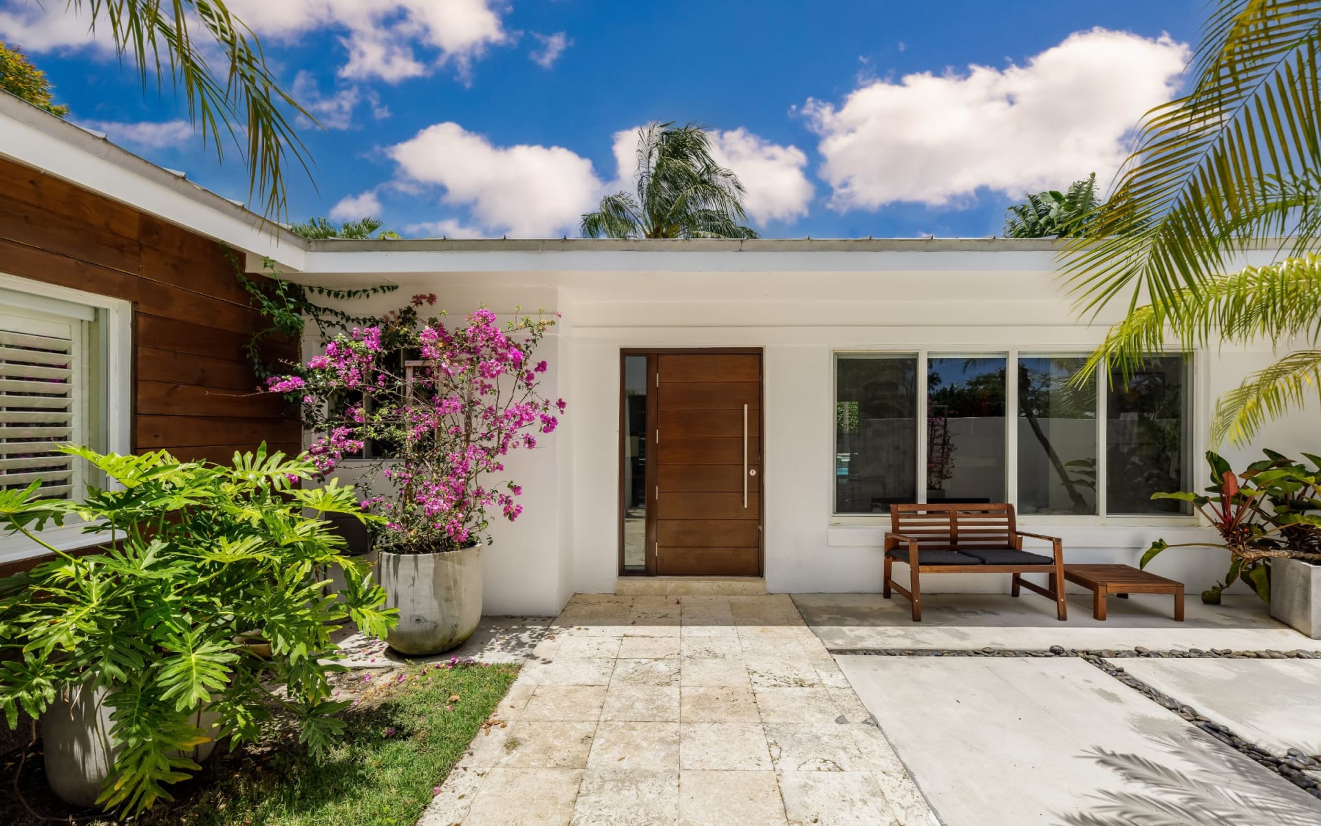 Cathy Bridges, Realtor at Compass Kailua photo 3