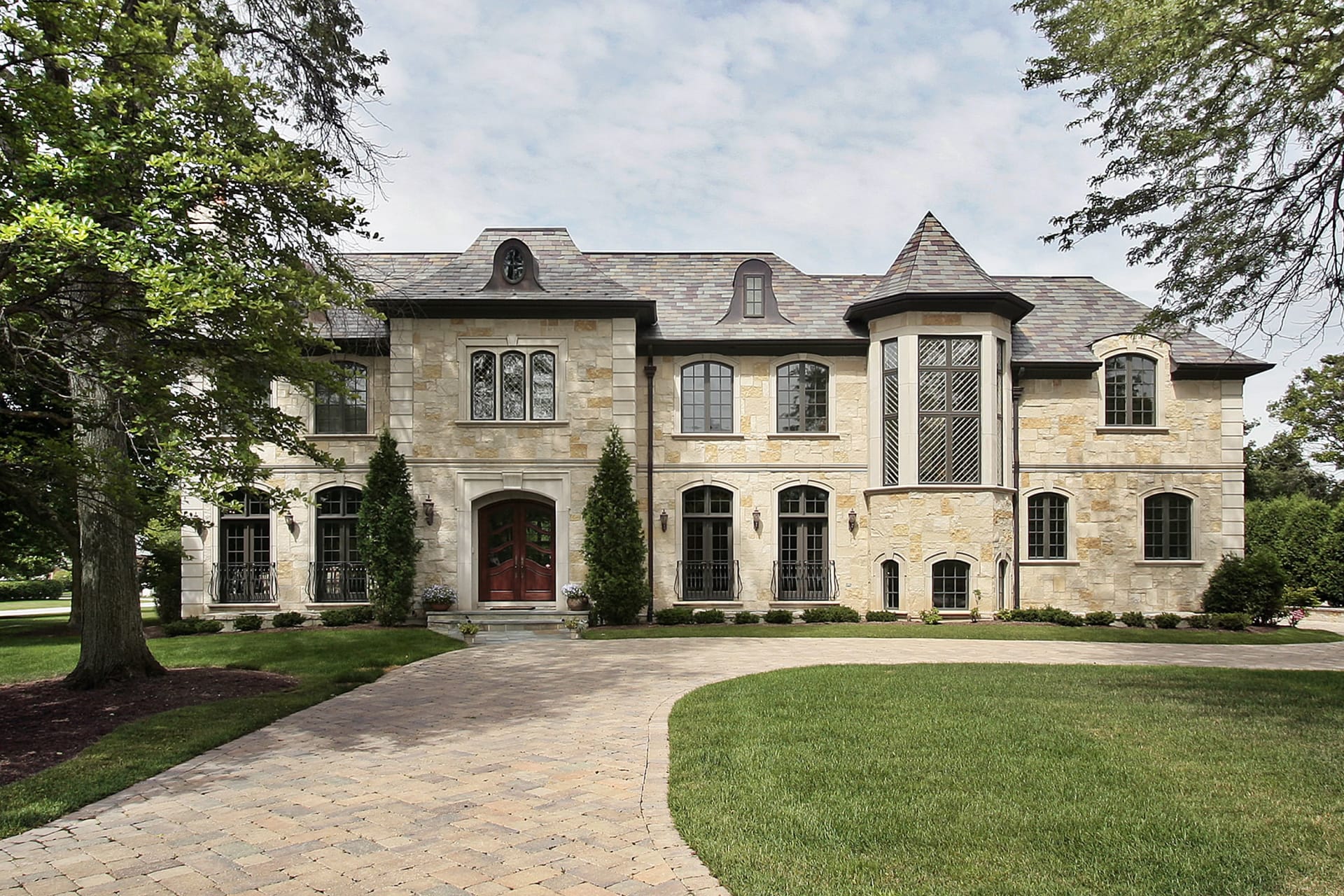 Luxury Estates image