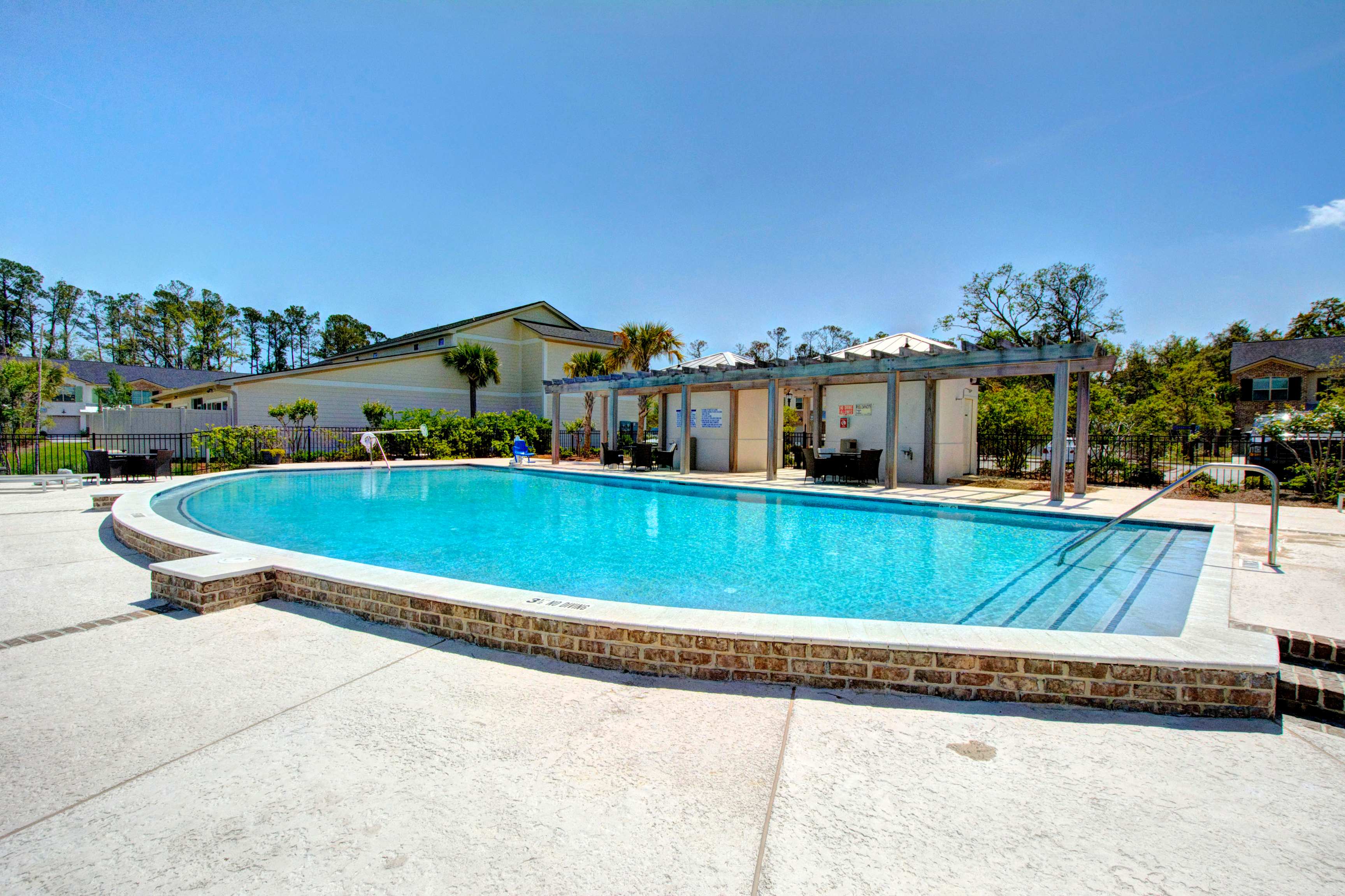 Additional living space Island Breeze